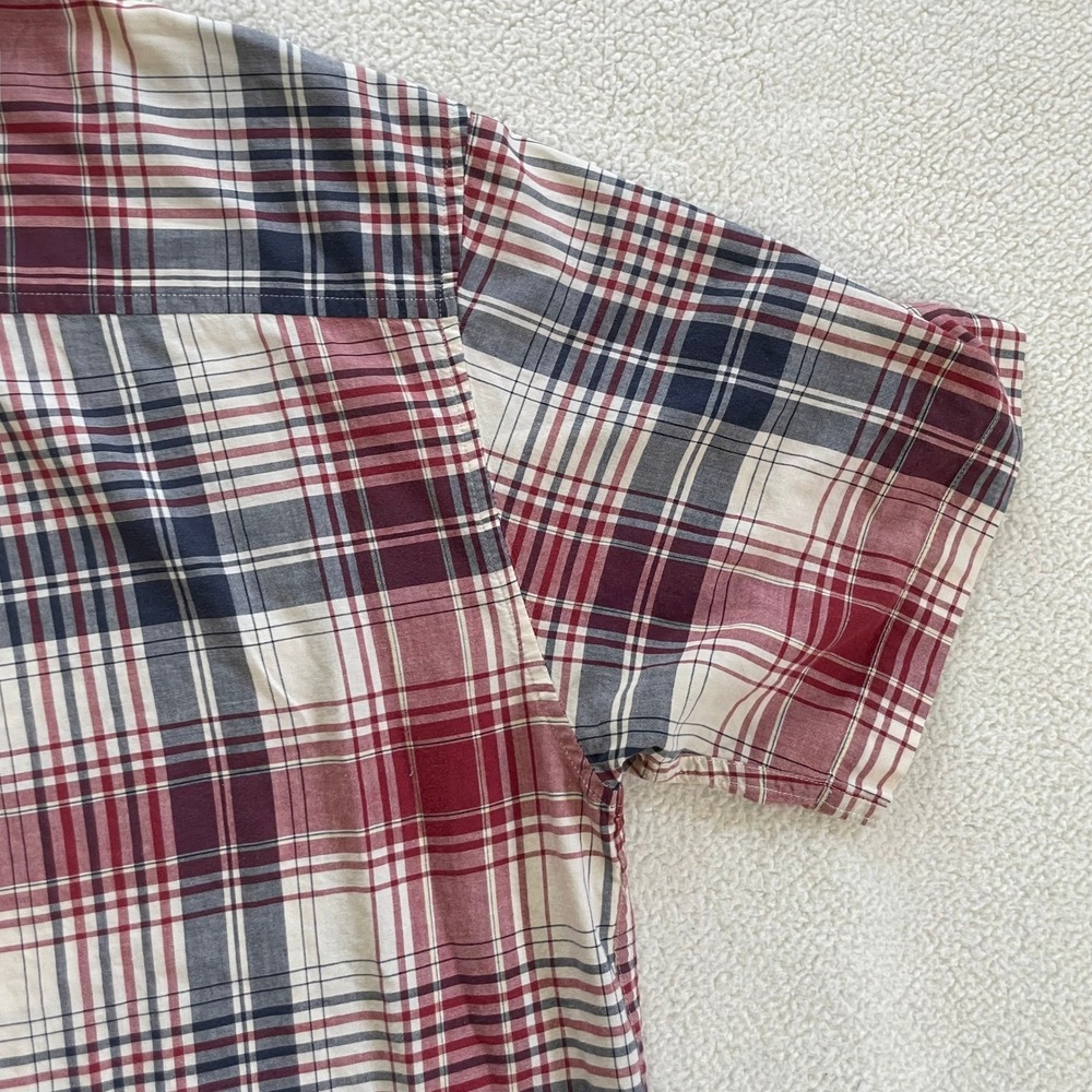 L.L. Bean Mens Large Short Sleeve Button Down Shirt Red Plaid Cotton 0G831 - Picture 11 of 12